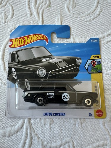 Hot wheels lotus - hot,