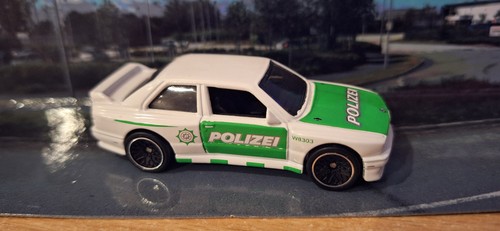 Hot wheels 2015 euro style - hot,