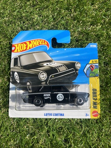 Hot wheels lotus cortina - wheels, hw