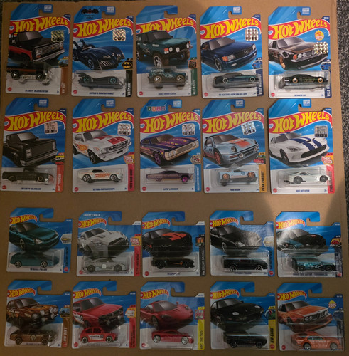 Hot wheels x20 job lot - lot, 2025