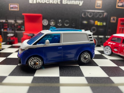 Hot wheels van - id.,