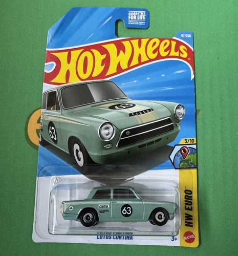 Hot wheels lotus cortina - hot,